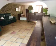 Central old town location with sea view & patio garden