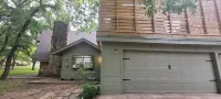 Texas Evergreen Oasis WACO/Silos/Baylor: Pool, Spa, PingPong, Pets on 1/3 acre