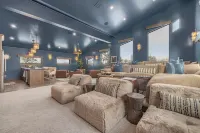 Luxury Waterfront - Private beach, hot tub, movie room, wheelchair accessible