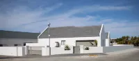 Strictly Halaal Holiday Accommodation on West Coast on gorgeous Golden Mile