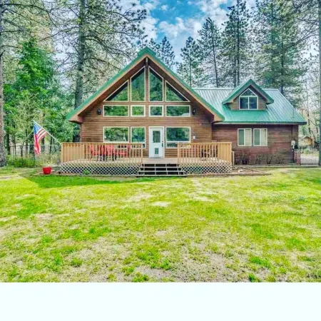3 bedroom Chalet at the base of Schweitzer
