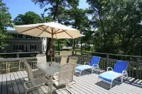 HyannisPort 2Br Cottage w/ King and Queen Beds.  5-Min Walk to 3 Ocean Beaches!