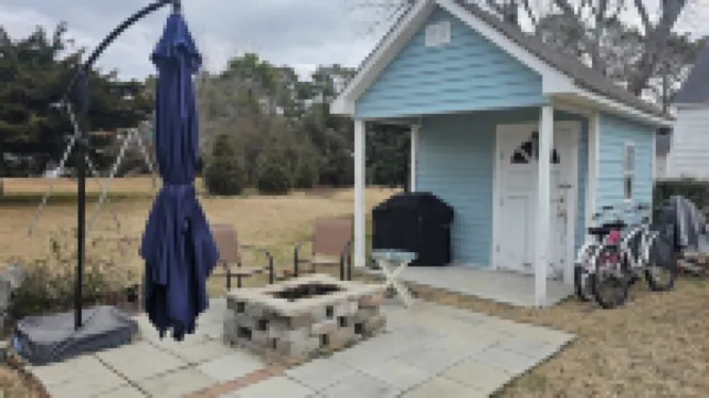 Discover Beaufort's history steps away! Charming Apartment near downtown. Hotels in Beaufort