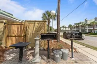 Crystal Beach. Caribbean Dunes. Completely Renovated. Corner Unit. Gulf View.