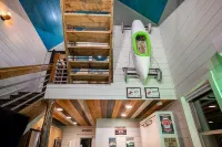 Ultimate Mountain Bikers Dream, walking distance to downtown Brevard