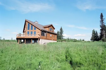 Unique sense of place to decompress and rejuvenate. Quiet stunning beauty.