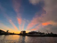 Gulf Access Waterfront Large One or Two Bedroom In Law Suite