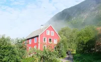 Jølster Lake View - 2-Star