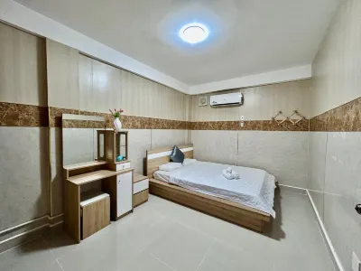 Hung Phu Home & Apartment Hotels in My Hoa