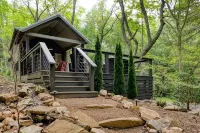 Creekside Tiny house in fantastic Monteagle! Quick hike to waterfall!