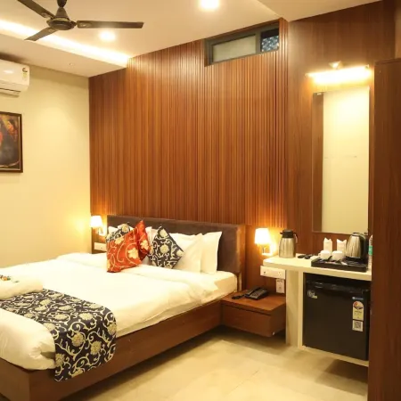 Hotel Shikhar Avenue Ujjain