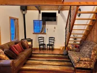 Cozy Woodland Escape: Scenic Cabin Retreat in Alpine, WY Hotels in Alpine