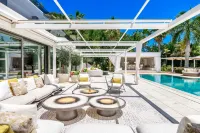 All About Villa Serenity - Villas