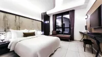 Hotel GMS Hotels near Singil Station