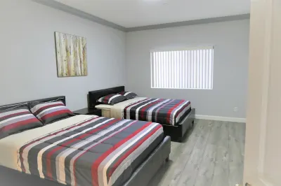 Spacious Home* 7 minutes to Disneyland Hotels near Pace Sportswear