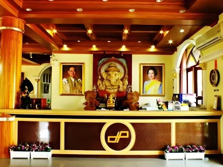 Dee Prom Hotel Отели в г. Mueang Chaiyaphum