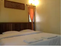 Ban Suan Resort Hotels near Pha Mhee Cave