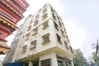 Staymaker Rajeshwari Inn PV周辺のホテル