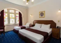 Palais Royale فنادق في كاتومبا
