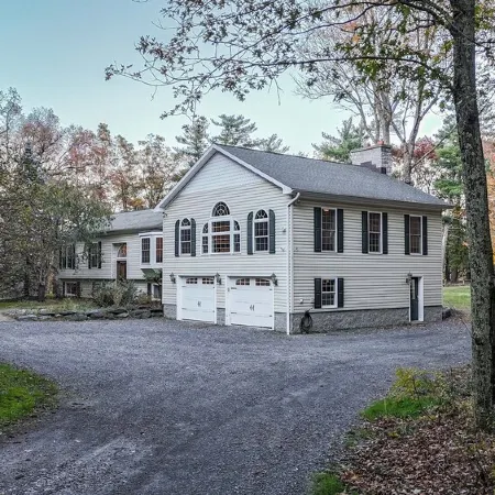 Mountain retreat in heart of the Catskills