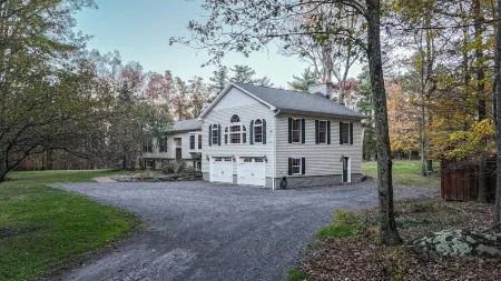 Mountain retreat in heart of the Catskills