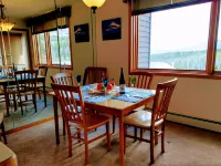Vacation with vistas that feel like a backyard!