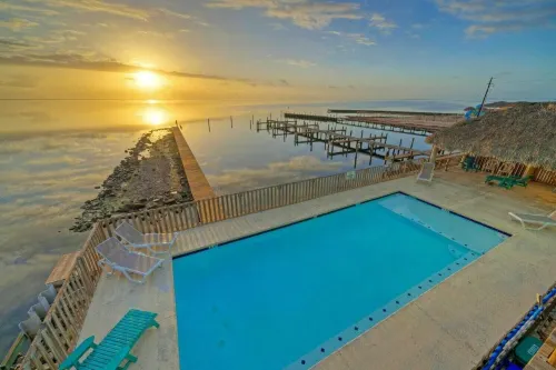 Panoramic Water Views Shared Pool Boat Dock Bayside Lodge by AvantStay