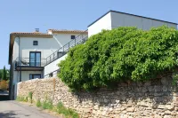Hostel les Terrasses du Roc Hotels in Saint-Martin-d'Ardeche