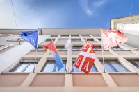 Hotel San Carlo Hotel a 