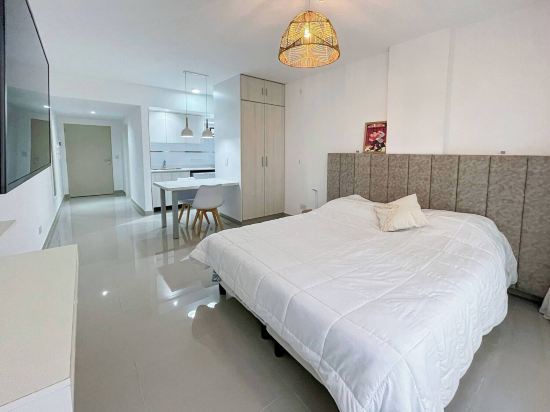 Estudio Moderno y Acogedor en San Telmo con Piscina y Servicios Exclusivos