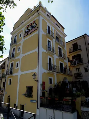 Sant'Agostino Guest Rooms - de playa