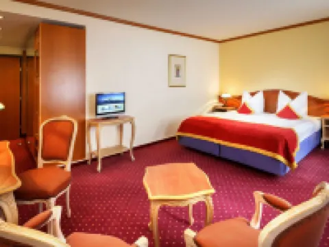 โรงแรมลุยท์พอลด์พาร์ค โรงแรมในฟึสเซิน