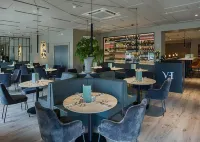 Village Hotel - petit déjeuner