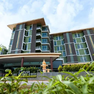 Clover Hotel Hatyai Отели рядом с достопримечательностью «Princess Maha Chakri Sirindhorn Natural History Museum»
