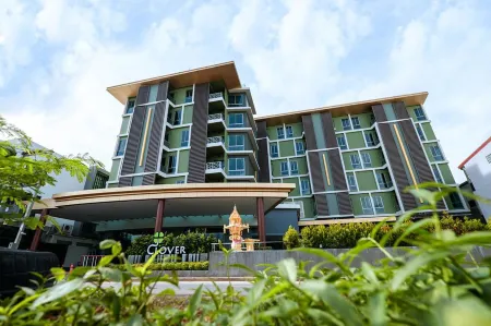 Clover Hotel Hatyai Отели рядом с достопримечательностью «Magic Museum HatYai Thailand»