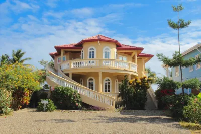 Blue Parrot Beach House
