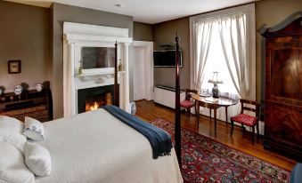 200 South Street Inn