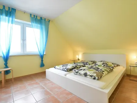 5-Zimmer-Ferienhaus in Zierow Mit Garten