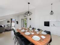 Modern Villa in Nin with Terrace - balcony