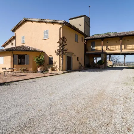 Umbrian Charm with Pool Alfresco Delight Hoteles en Collazzone