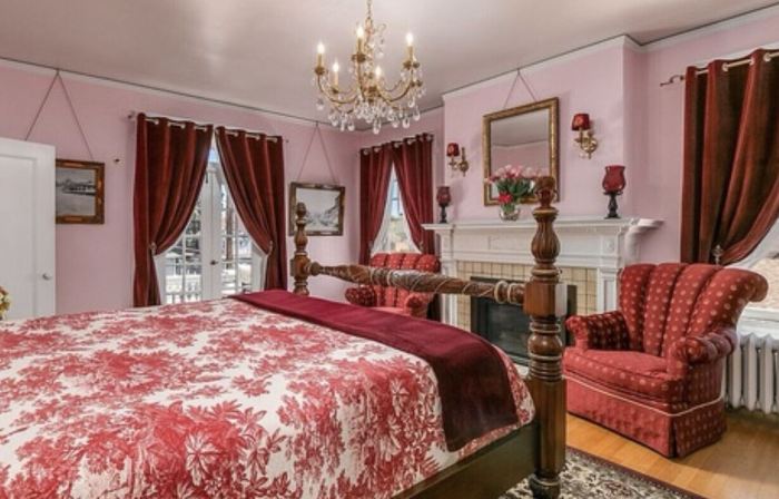 ที่พักประวัติศาสตร์ และ B&B ของ Pendleton House