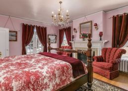 Pendleton House Historic Inn and B&B
