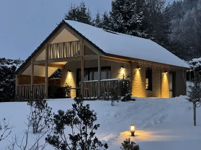 Domaine les 2 Mondes Hotels in Aydat