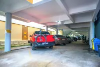 Hotel Pinheiro - parkir