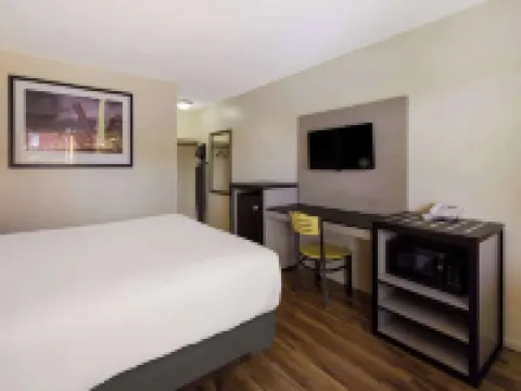 Rodeway Inn Livermore Hotels in Livermore