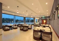 Tribute Royale Hotels in Tripunittura