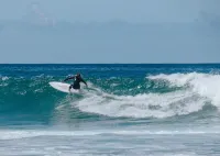 Nomad's Family - 2Bdr Beach Vibe Matosinhos - Parkplatz