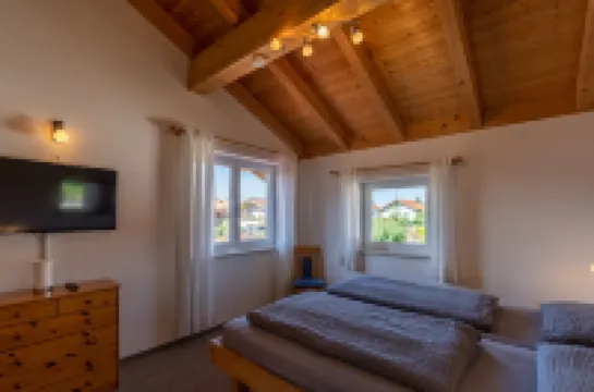 Astara- complete house in prime location with private garden