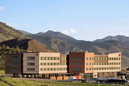 Origin Red Rocks, a Wyndham Hotel Отели рядом с достопримечательностью «Маунт Голиат Нэчурал Арея»