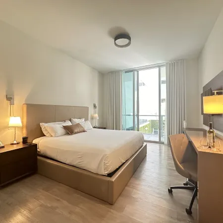 Global Rent Apart - Costa Hollywood